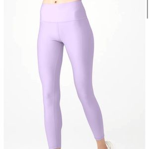 7/8 High-Waist Airlift Legging. Color Purple. Size small